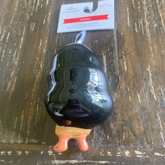 Hallmark Disney Princess Moana Decoupage Christmas Holiday Ornament New 2022 - Picture 3 of 4